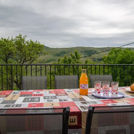 La Grange D'elie Et Rosa Vakantiehuis *